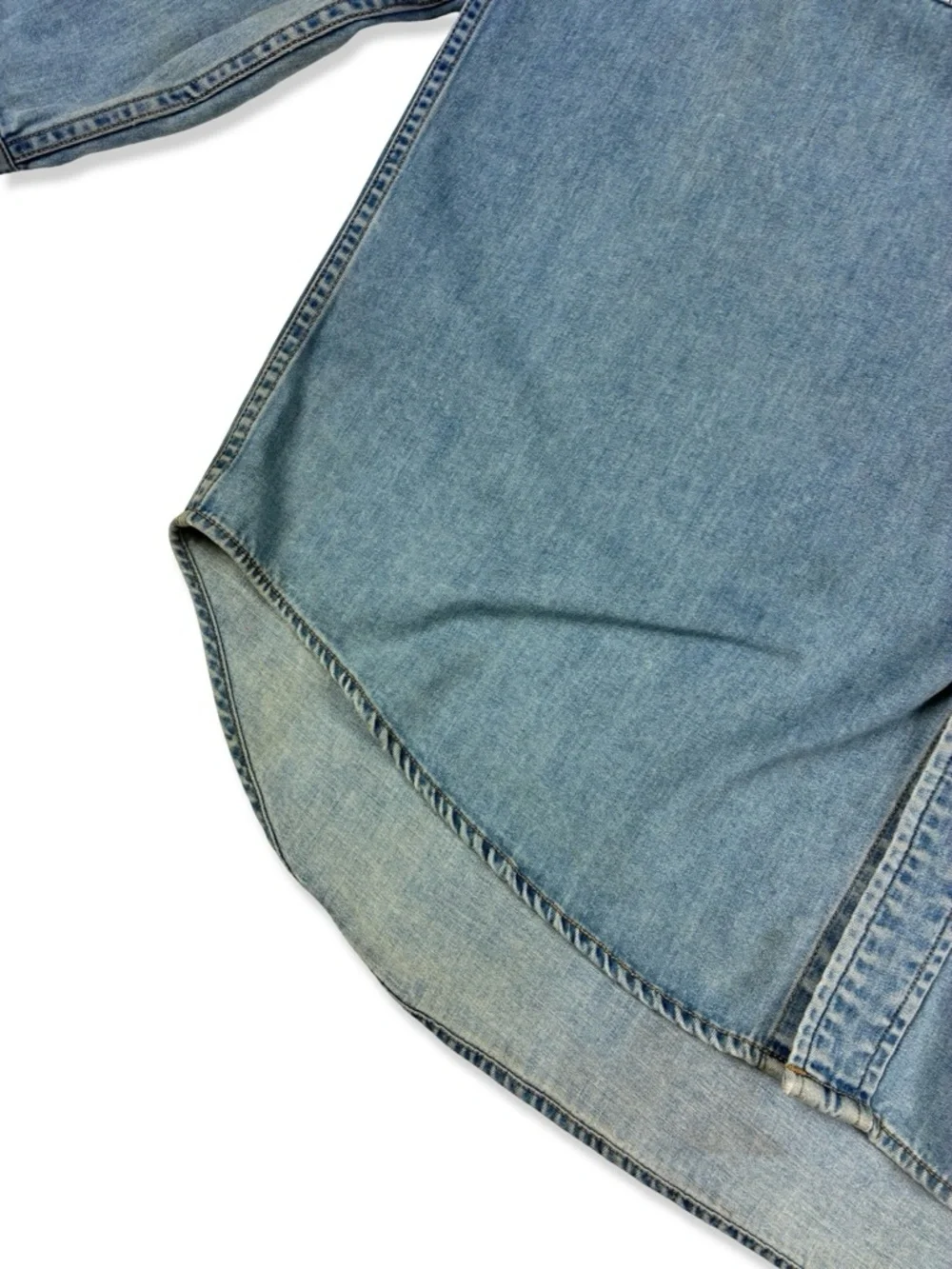 Banana Republic Denim Vintage Chambray Button Up Thrashed Shirt